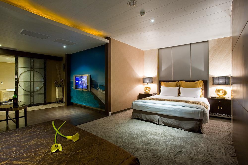 Crystal Business Motel Hsinchu stad Exteriör bild